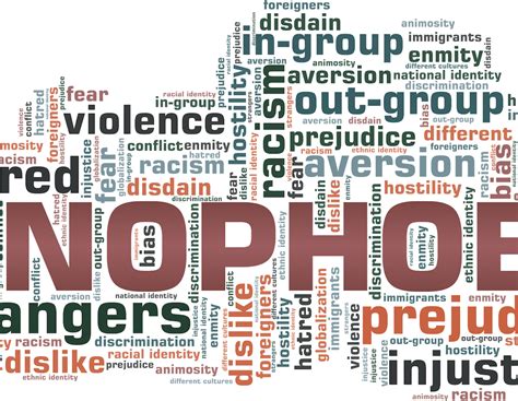 xenophobic antonym
